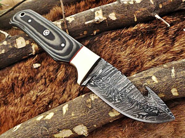 Custom Handmade Damascus Steel Gut Hook Skinner Knife | Christmas Gift, Birthday Gift, Wedding Gift, Anniversary Gift, Valentine's Gift - Image 4